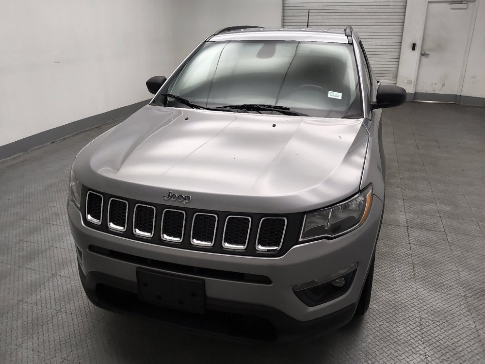 Used 2019 Jeep Compass Latitude w/ Popular Equipment Group AWD/4WD image 15