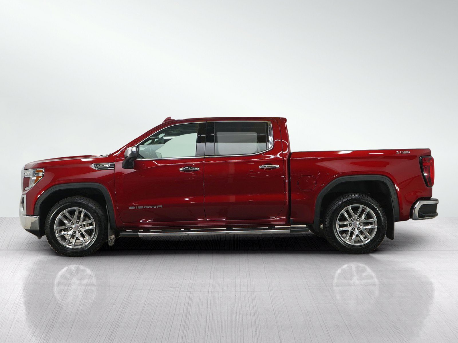 Used 2022 GMC Sierra 1500 SLT w/ SLT Premium Package AWD/4WD image 2