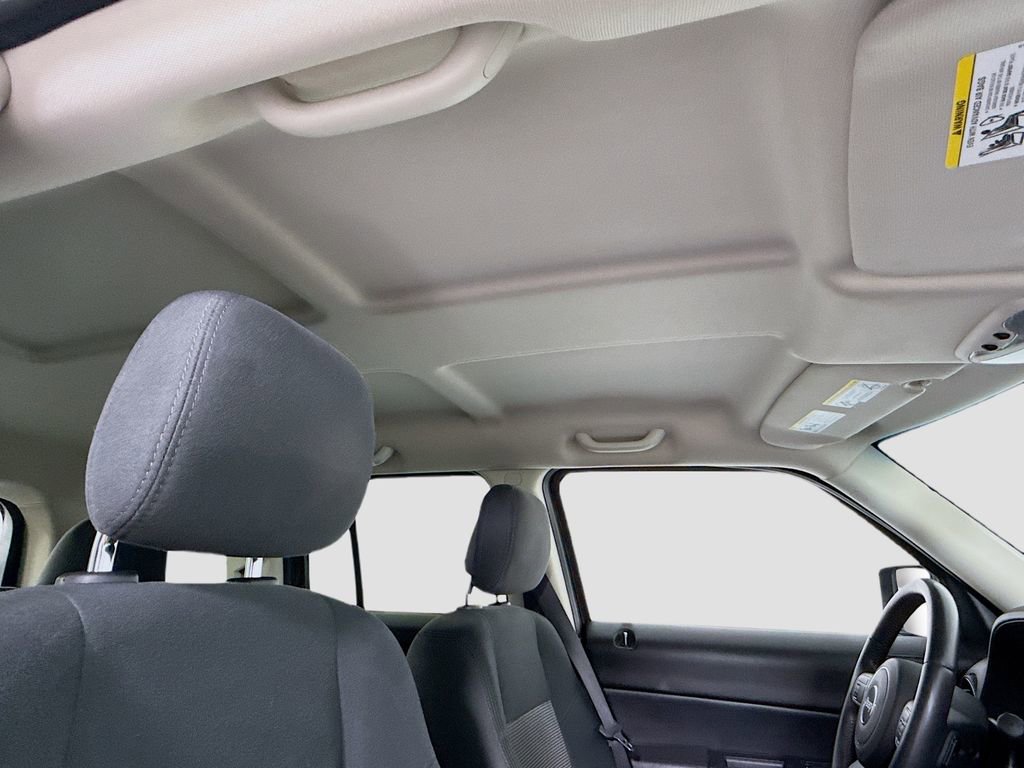 Used 2017 Jeep Patriot Latitude image 17