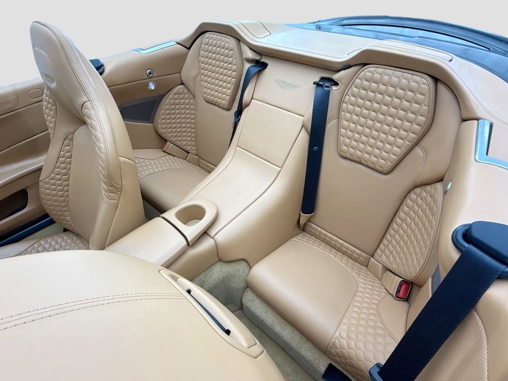 Used 2014 Aston Martin Vanquish Volante image 27