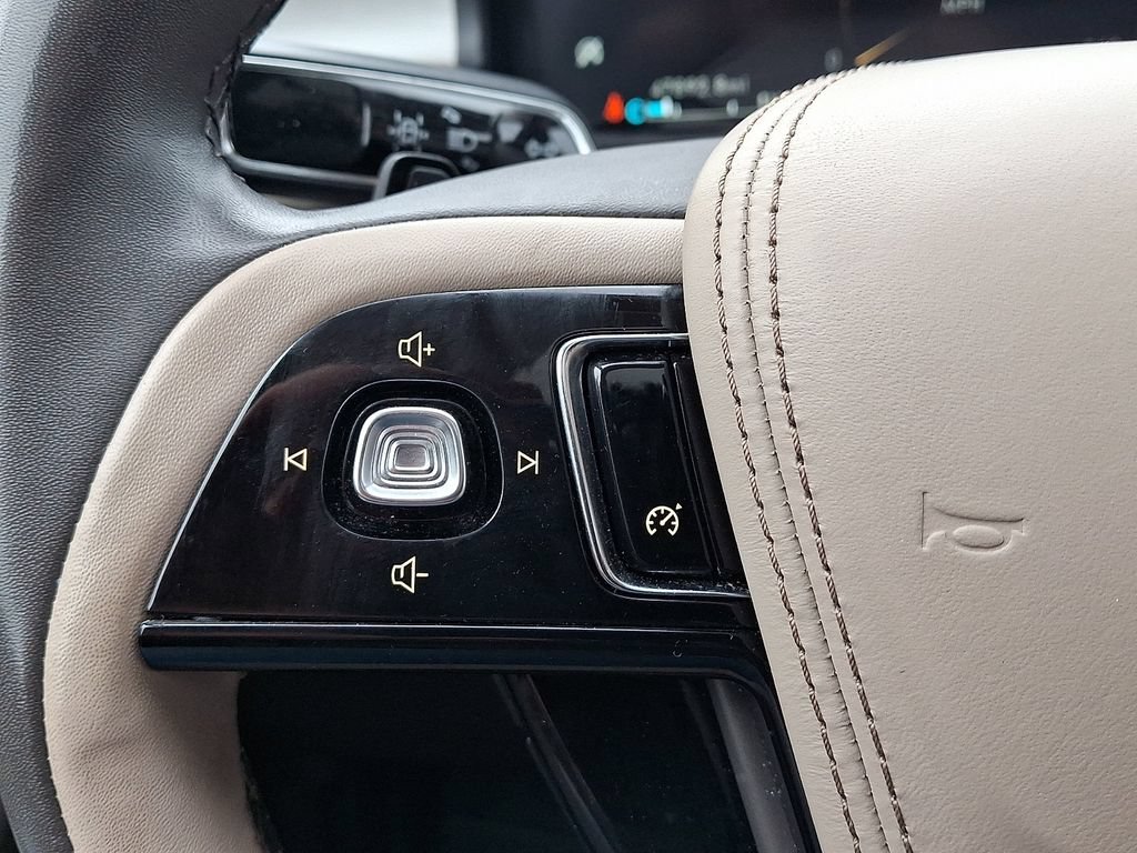 Certified 2024 Lincoln Aviator AWD w/ Premium Package image 24