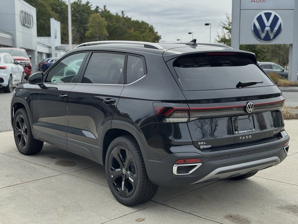 New 2025 Volkswagen Taos SEL image 12