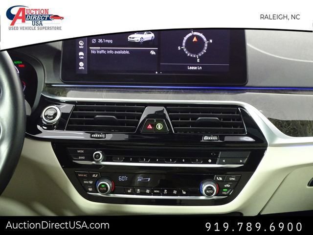Used 2021 BMW 540i w/ Premium Package image 30