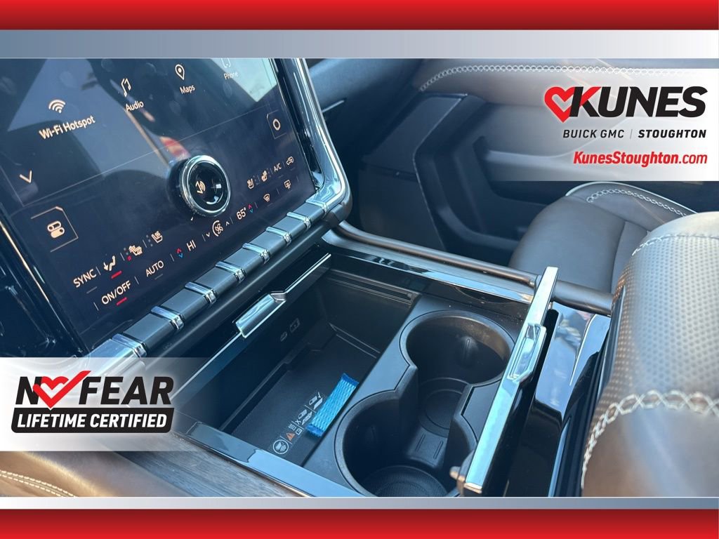 Used 2025 GMC Yukon XL Denali Ultimate image 31