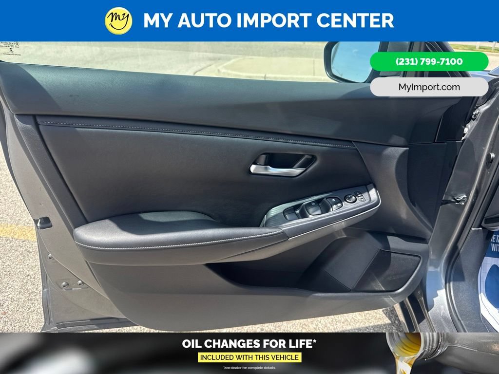 Used 2023 Nissan Sentra SV w/ All-Weather Package FWD image 10