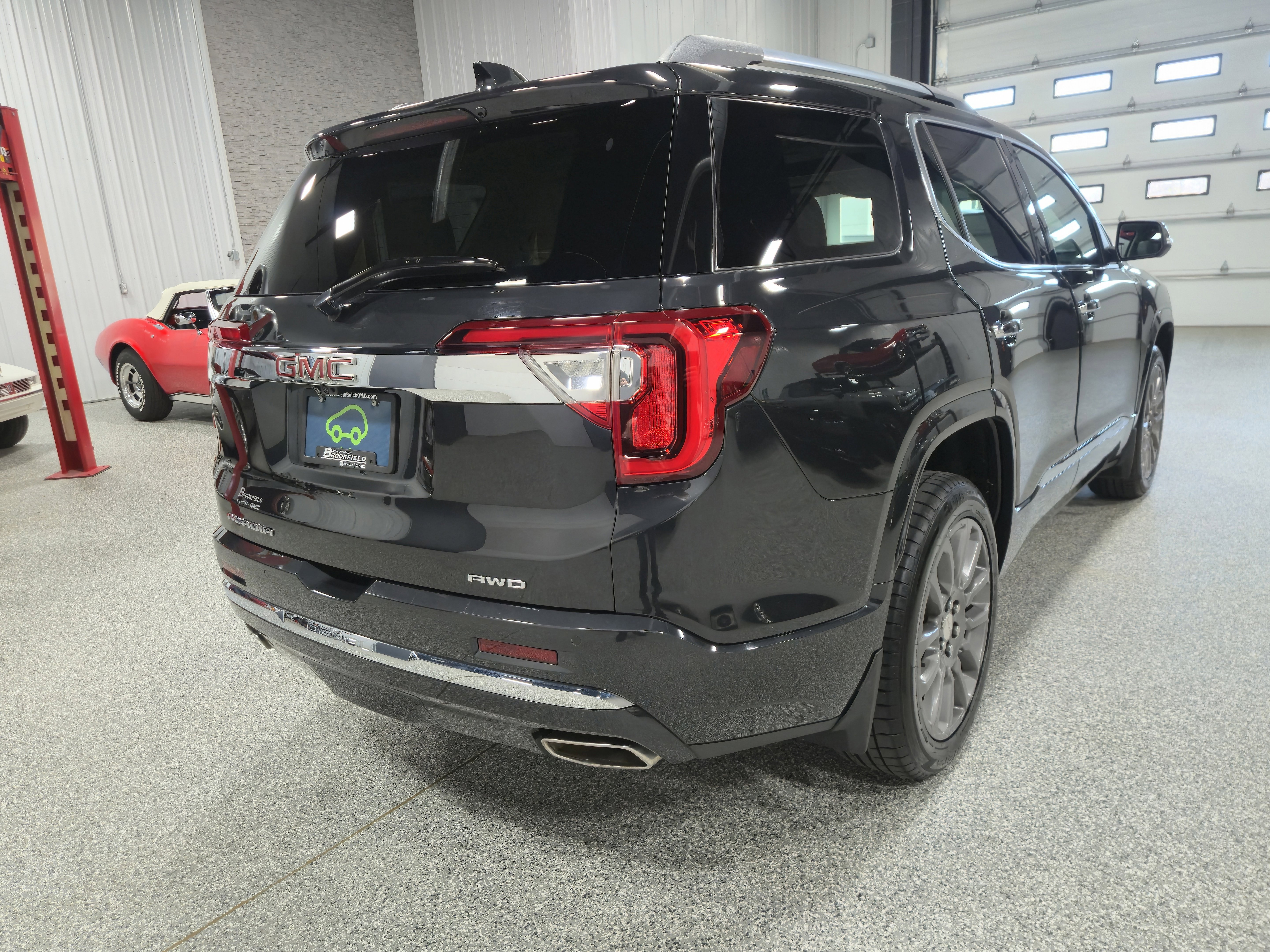 Certified 2020 GMC Acadia Denali w/ Technology Package image 5
