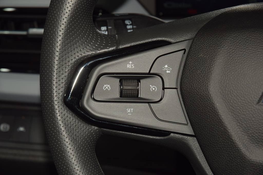 New 2027 Chevrolet Bolt LT FWD image 33