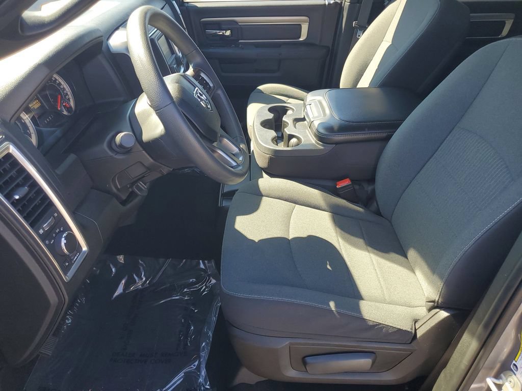 Used 2024 RAM 1500 Classic Warlock AWD/4WD image 5