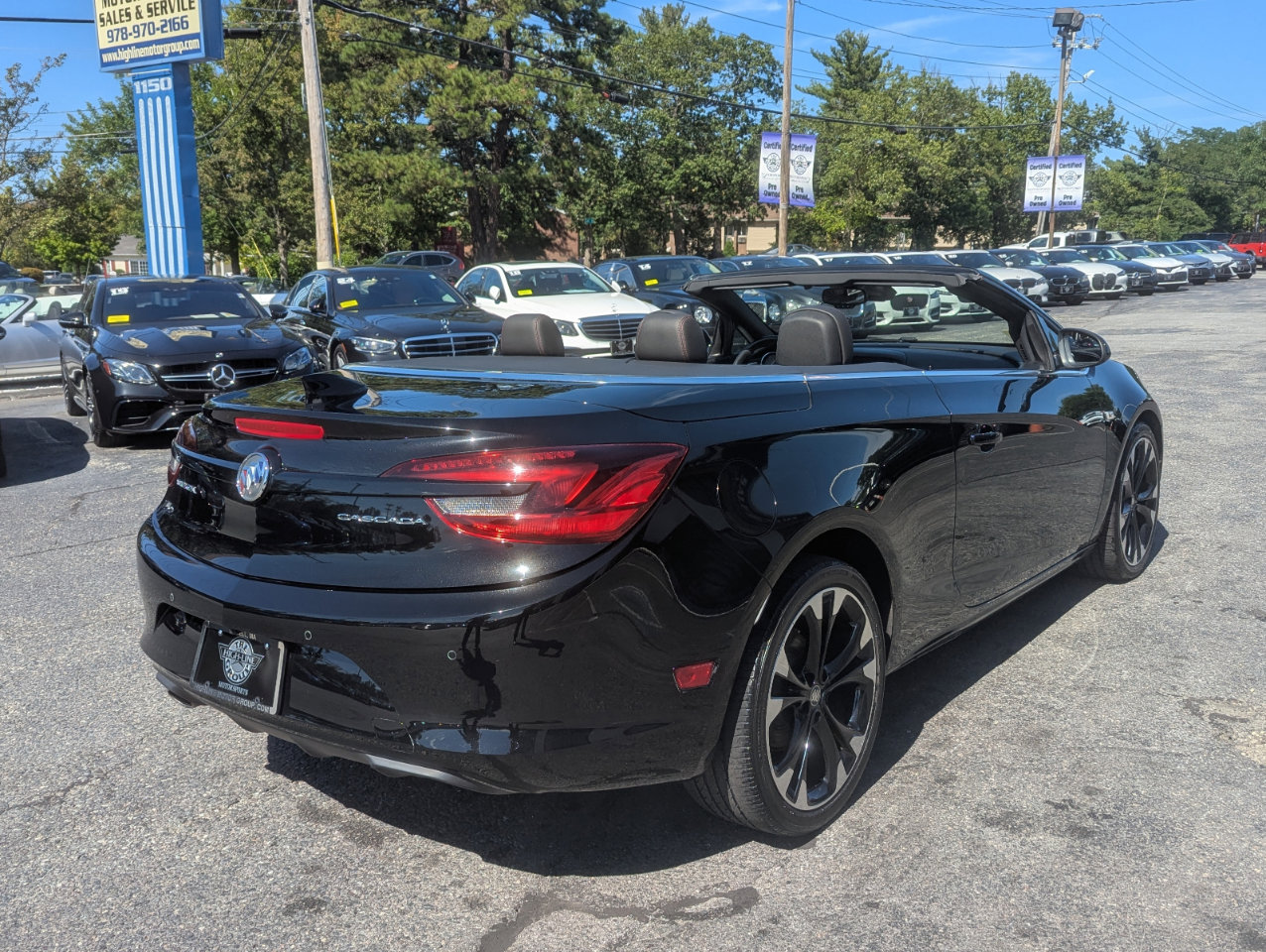 Used 2018 Buick Cascada Sport Touring w/ Dark Effects Package image 33