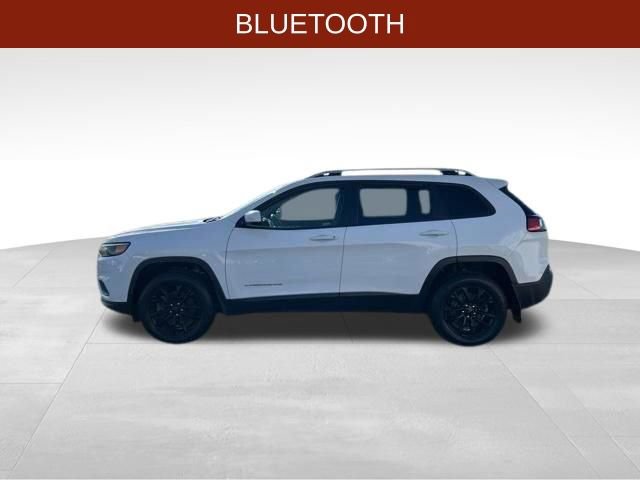Used 2020 Jeep Cherokee Latitude w/ Cold Weather Group image 4