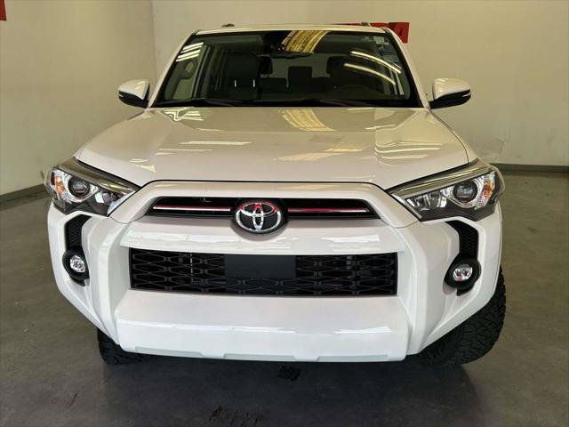 Certified 2024 Toyota 4Runner SR5 Premium w/ Moonroof Package AWD/4WD image 8