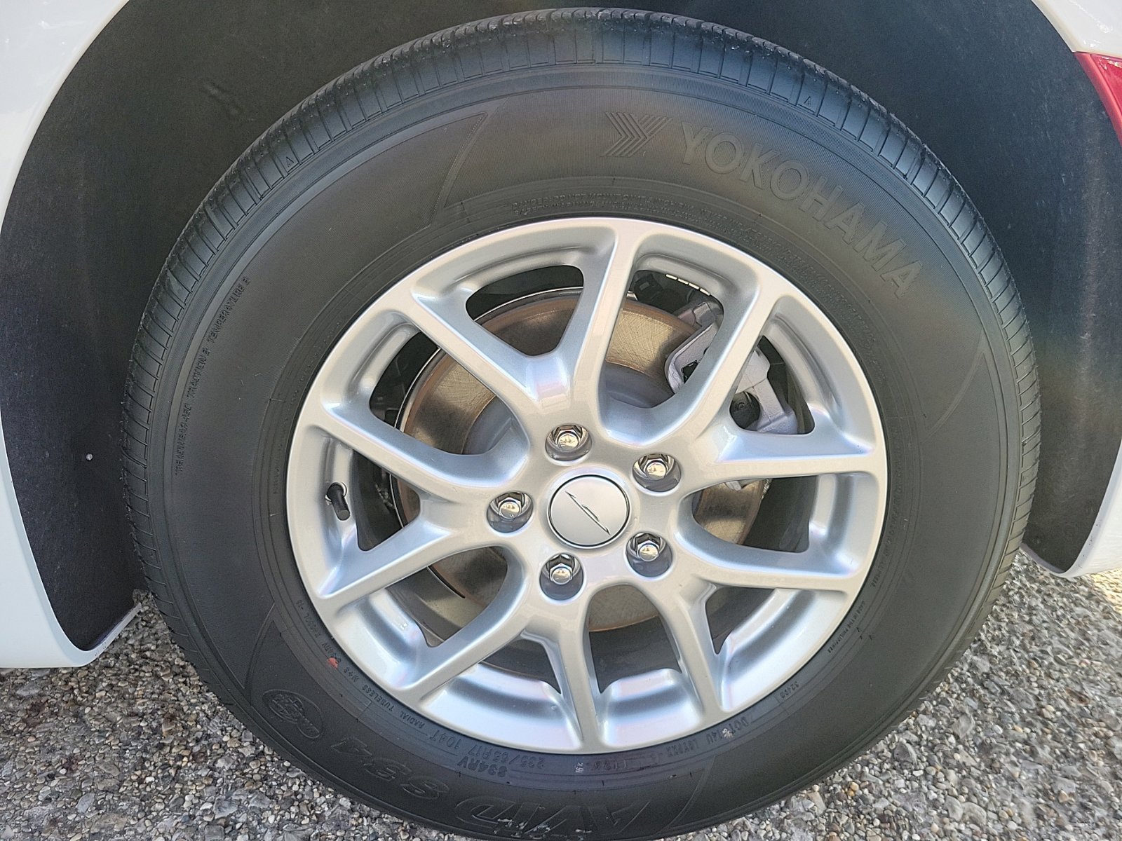 New 2027 Chrysler Pacifica Select FWD image 11