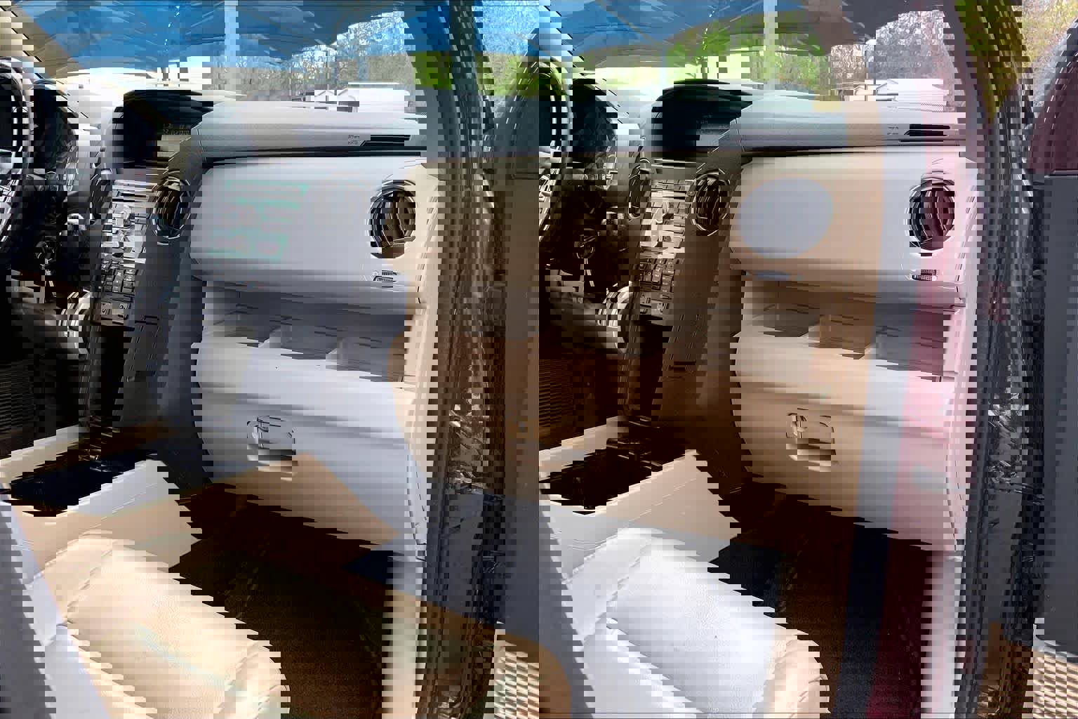 Used 2011 Honda Pilot EX-L image 18