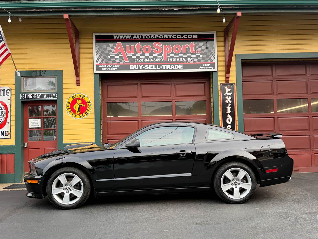Used 2007 Ford Mustang GT RWD image 8