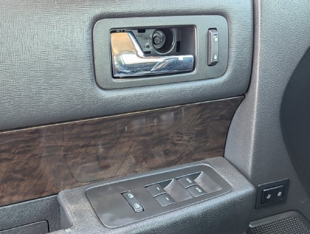Used 2019 Ford Flex Limited FWD image 21