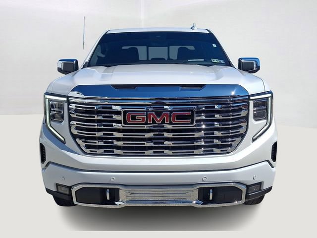 Used 2024 GMC Sierra 1500 Denali AWD/4WD image 2