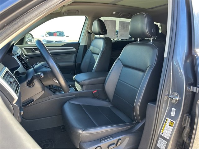 Used 2021 Volkswagen Atlas SEL R-Line image 25