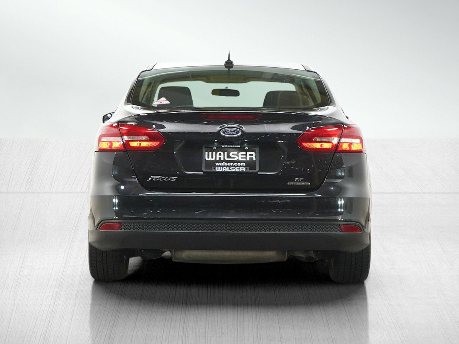 Used 2015 Ford Focus SE FWD image 4
