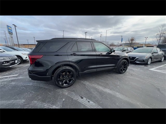 Used 2023 Ford Explorer ST-Line w/ Class IV Trailer Tow Package image 8