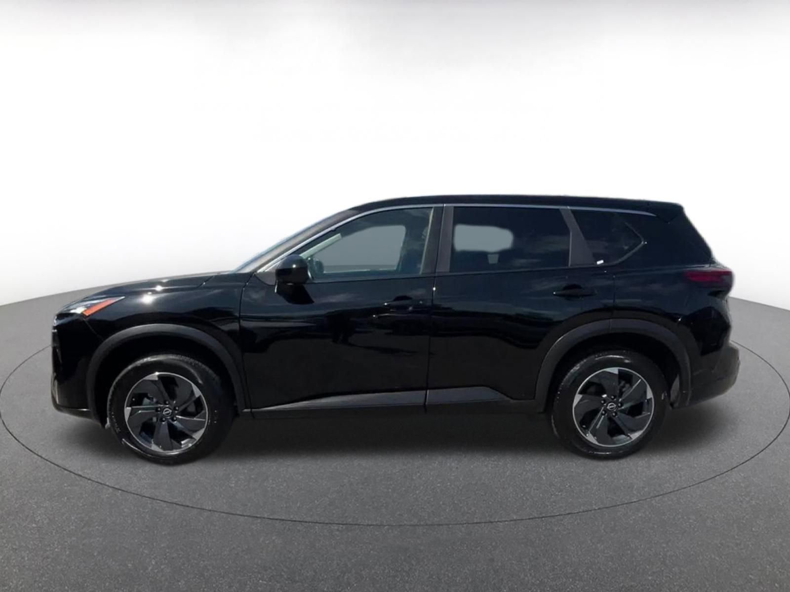 Used 2025 Nissan Rogue SV FWD image 9