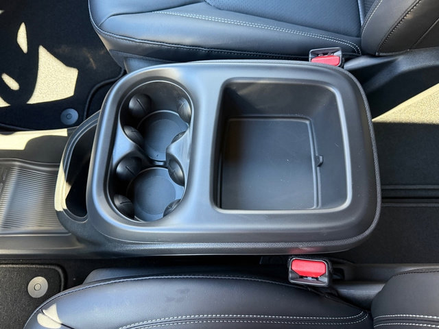 New 2026 Chrysler Pacifica Select image 32