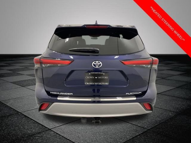 Certified 2022 Toyota Highlander Platinum image 5