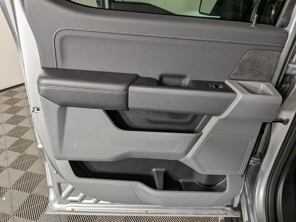 Used 2025 Ford F150 XLT w/ Equipment Group 301A Standard AWD/4WD image 27