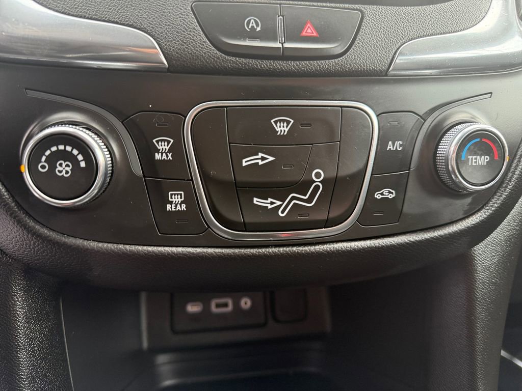 Used 2022 Chevrolet Equinox LT image 18