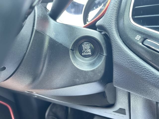 Used 2017 Jeep Compass Trailhawk w/ Navigation Group AWD/4WD image 17