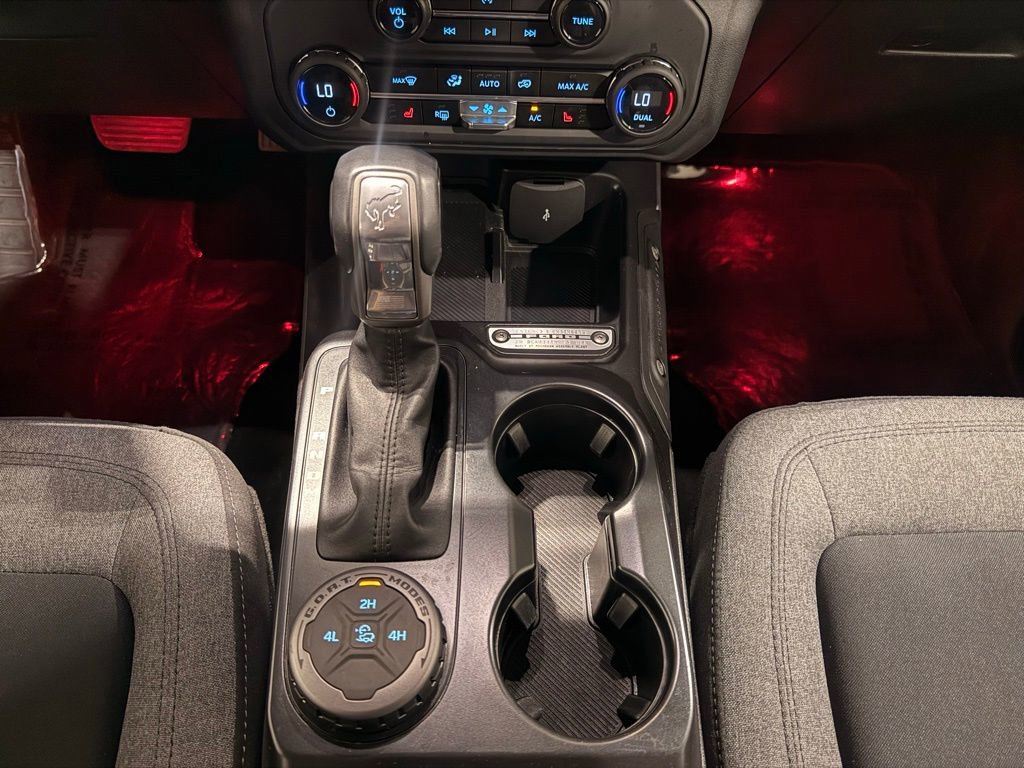 Used 2025 Ford Bronco Big Bend image 25