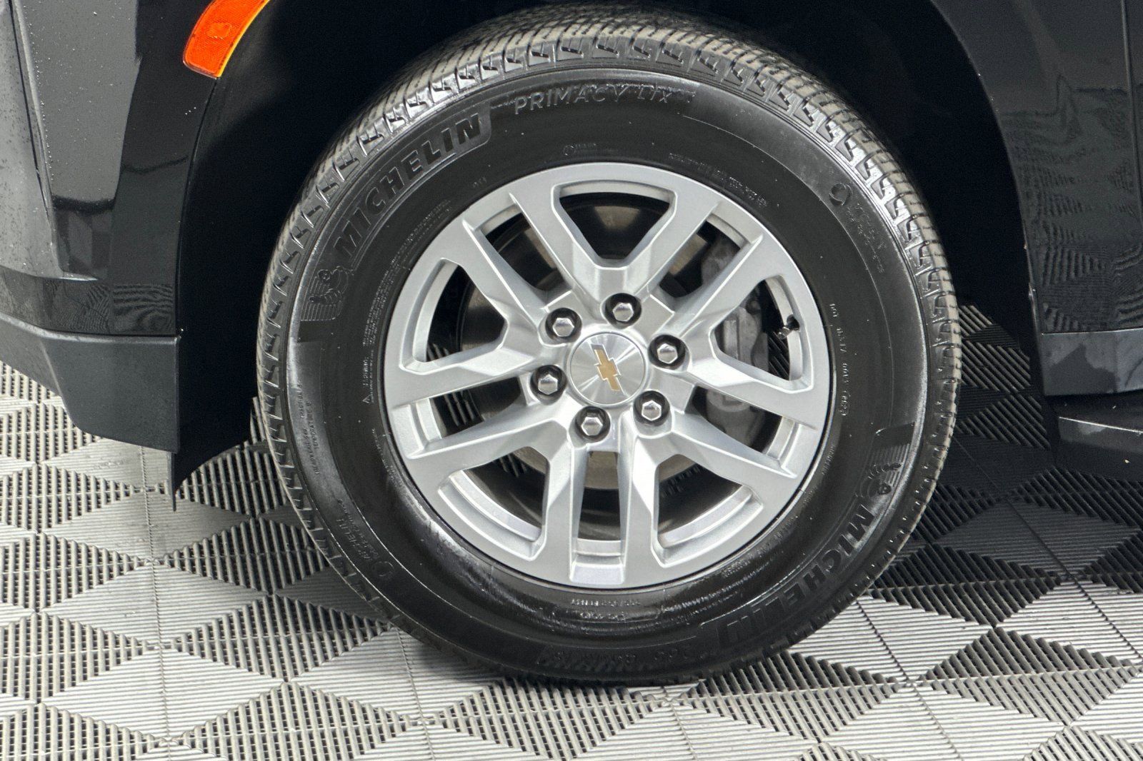 Used 2024 Chevrolet Tahoe LT image 25