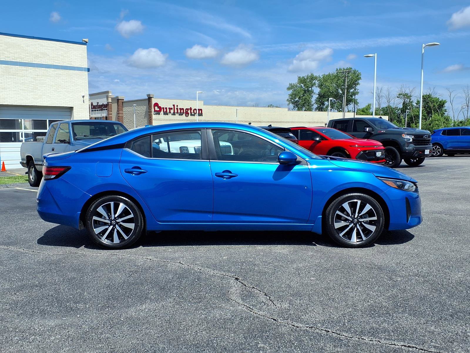 Used 2024 Nissan Sentra SV w/ SV Premium Package FWD image 20