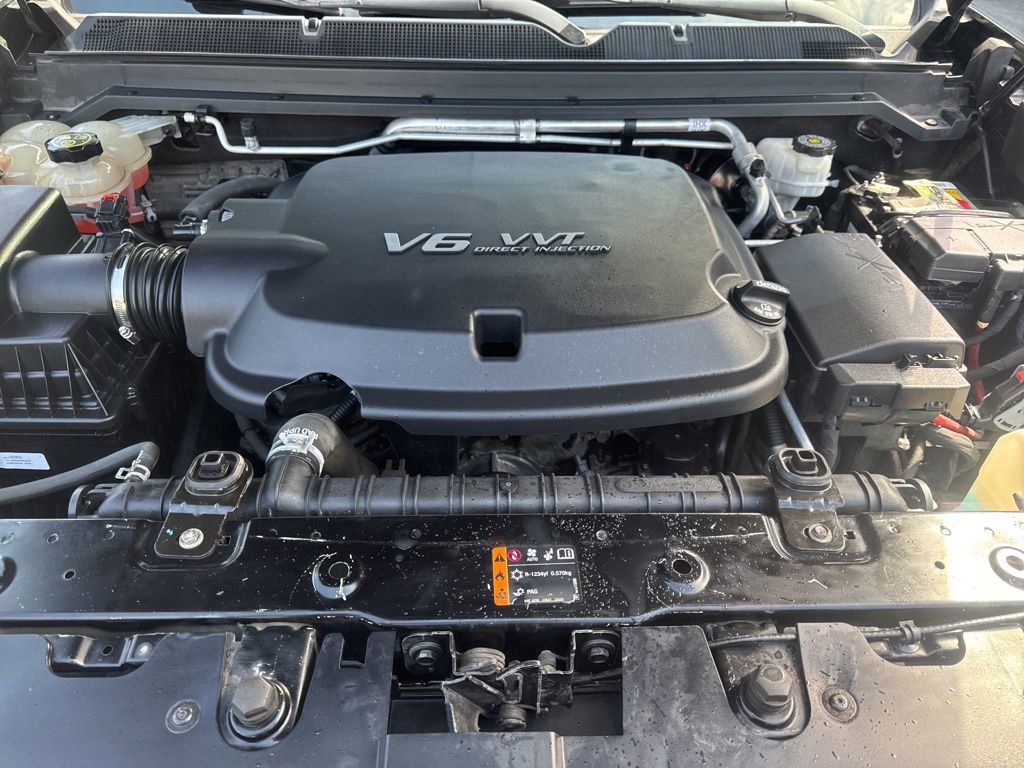 Certified 2018 Chevrolet Colorado LT w/ Redline Special Edition AWD/4WD image 10