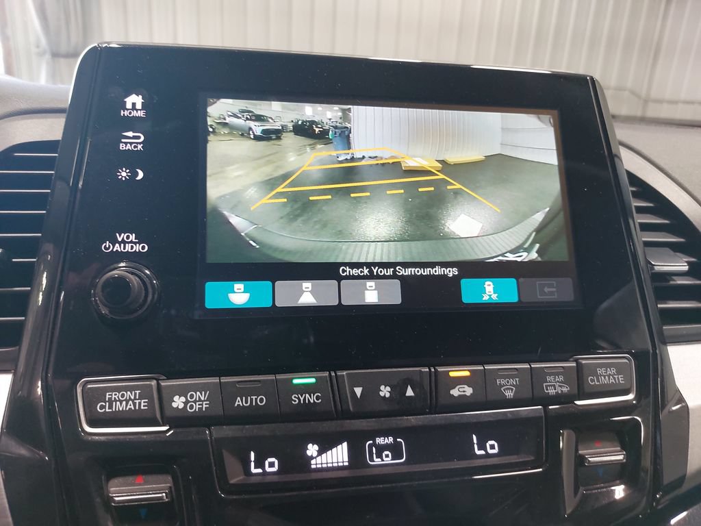 Used 2023 Honda Odyssey Touring image 25