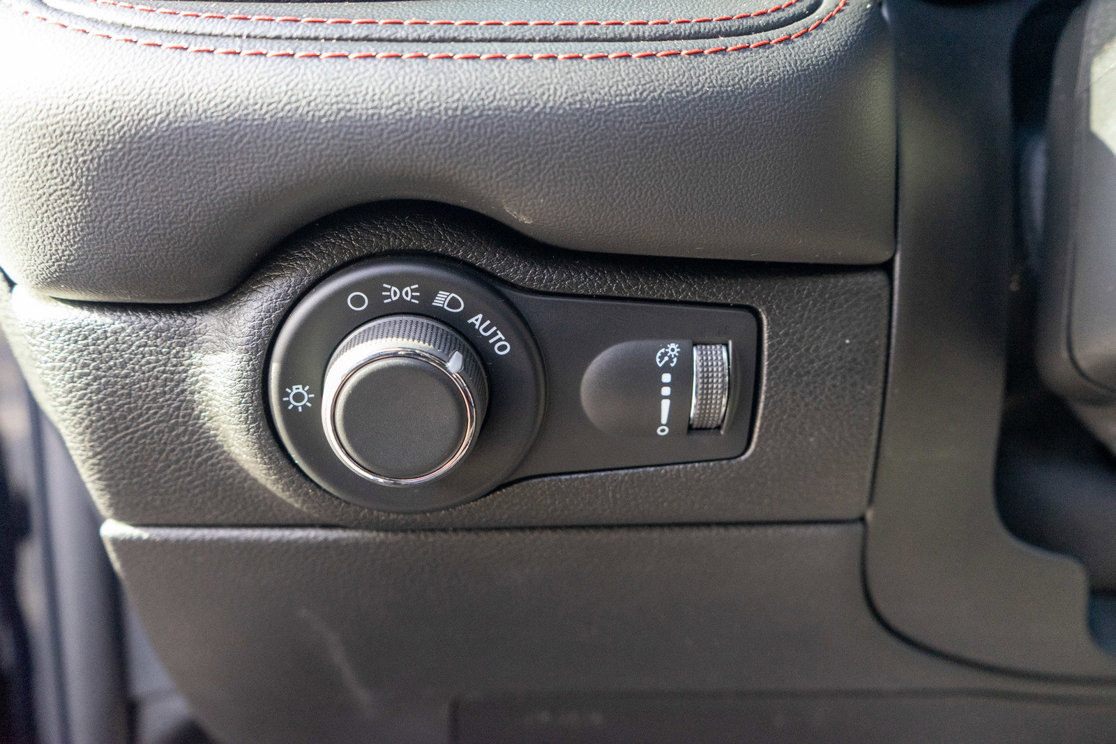 Used 2024 Dodge Durango GT image 16