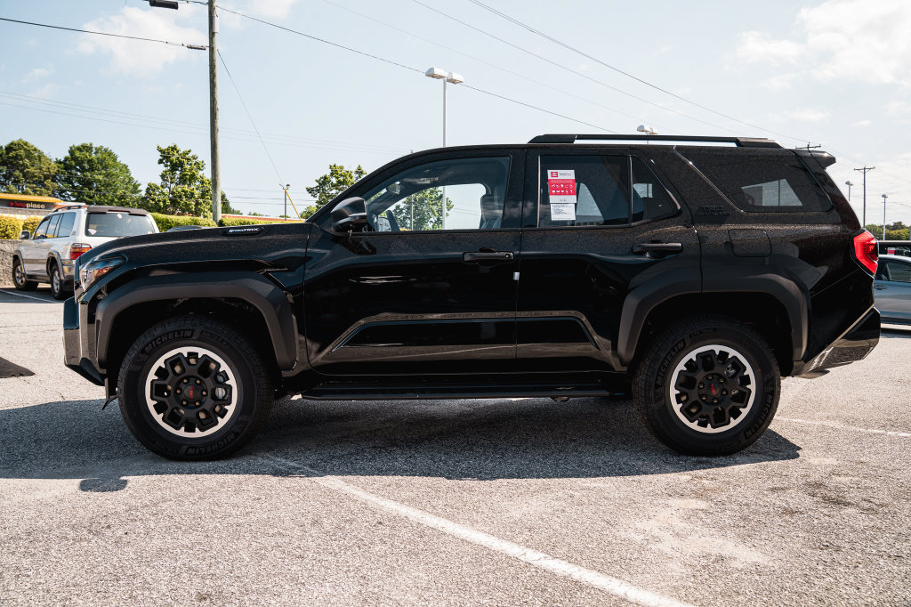 New 2026 Toyota 4Runner TRD Off-Road Premium AWD/4WD image 4