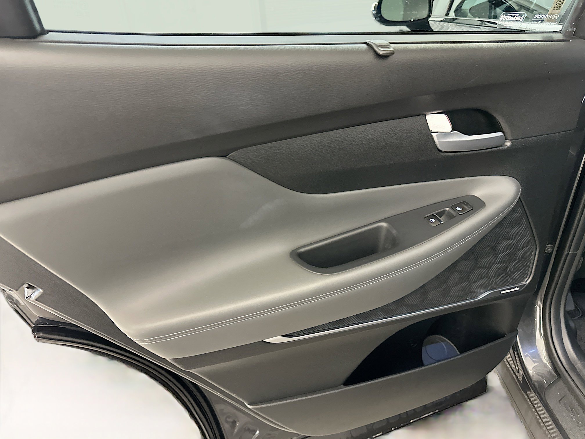 Used 2023 Hyundai Santa Fe Limited image 28