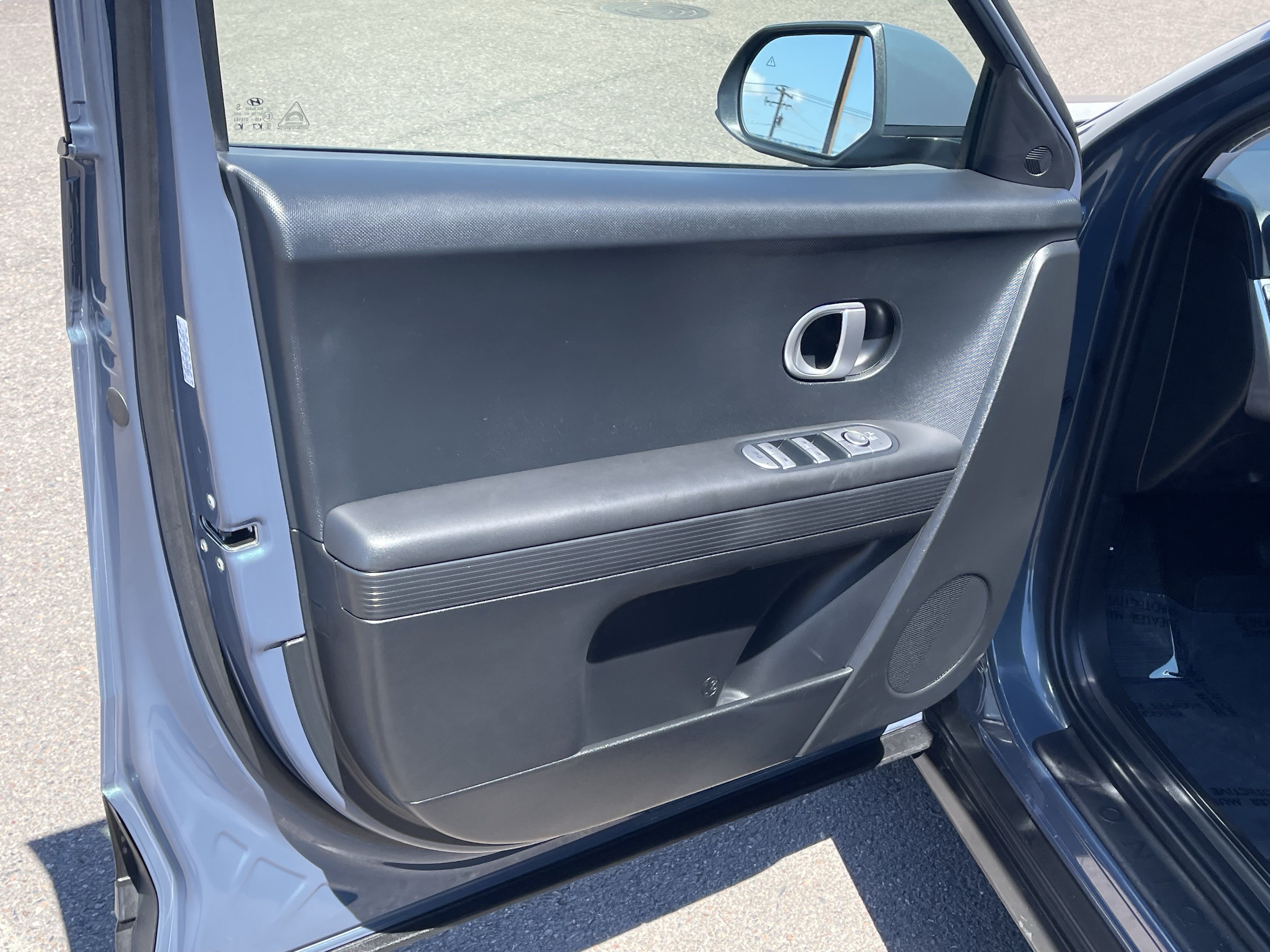 Used 2024 Hyundai Ioniq 5 SEL AWD/4WD image 16