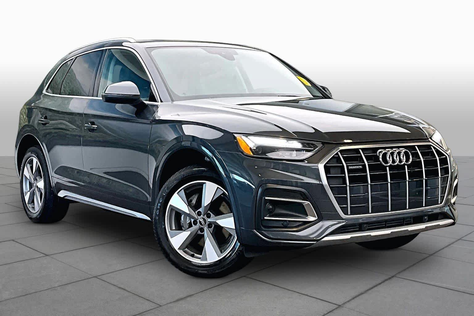 Used 2023 Audi Q5 2.0T Premium w/ Convenience Package AWD/4WD image 4