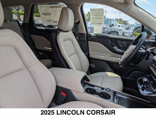 New 2025 Lincoln Corsair Grand Touring w/ Rear Removable Package Tray image 14
