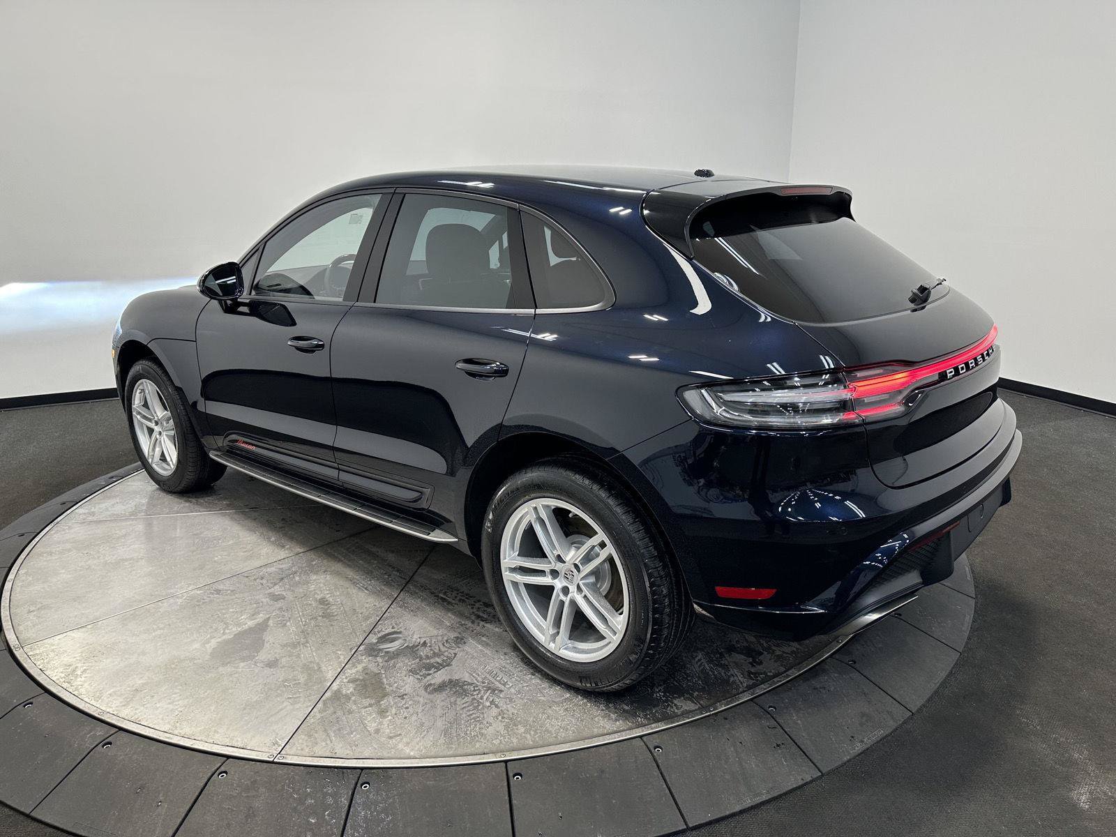 New 2026 Porsche Macan AWD/4WD image 3