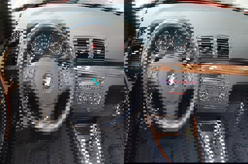 Used 2012 BMW 135i Convertible image 33