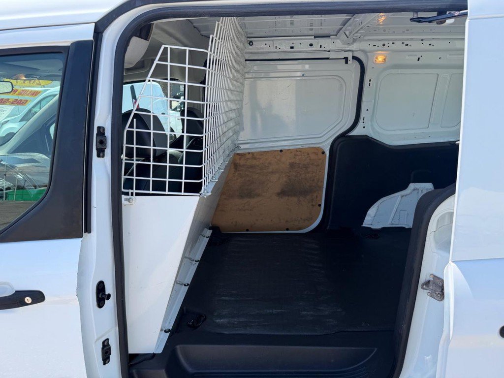 Used 2017 Ford Transit Connect XL FWD image 22