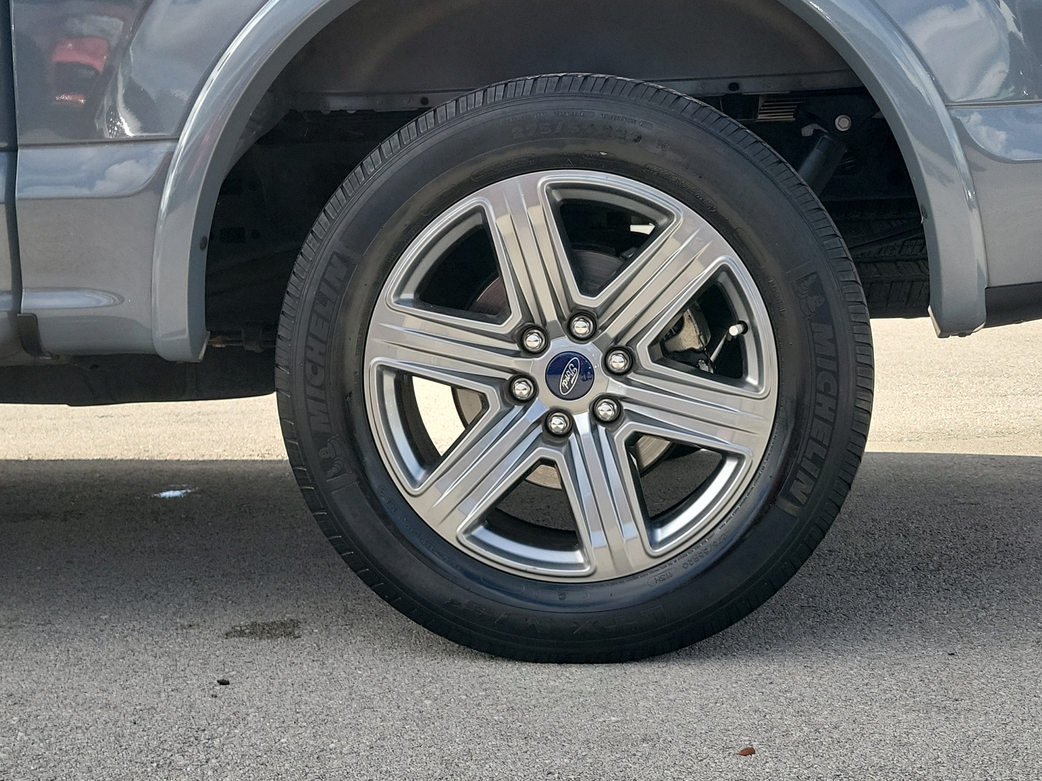 Used 2019 Ford F150 XLT w/ Equipment Group 302A Luxury RWD image 29