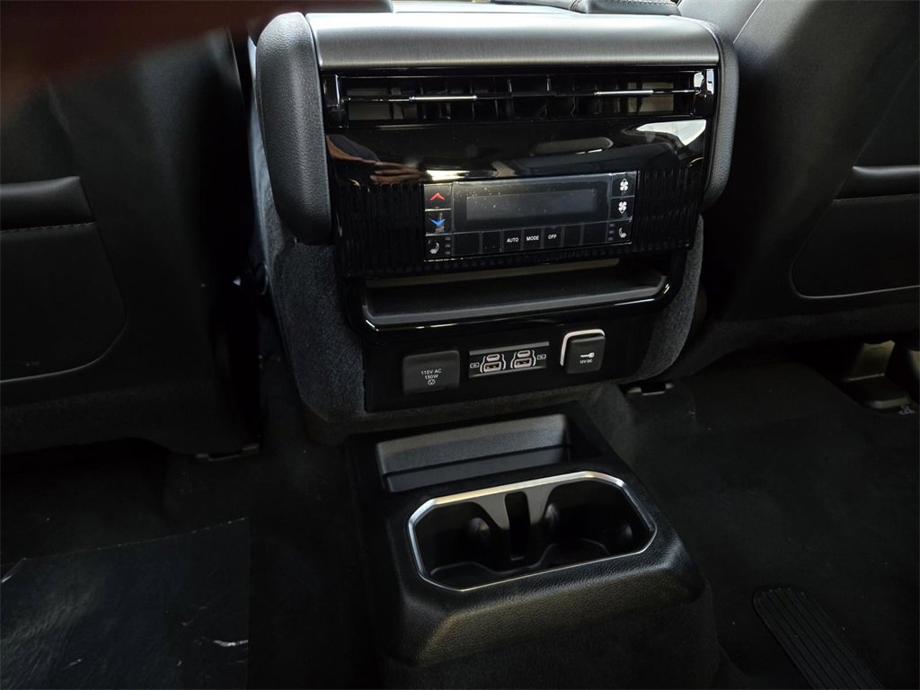 New 2025 Jeep Wagoneer Series II image 16