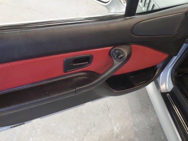 Used 1997 BMW Z3 1.9 RWD image 19