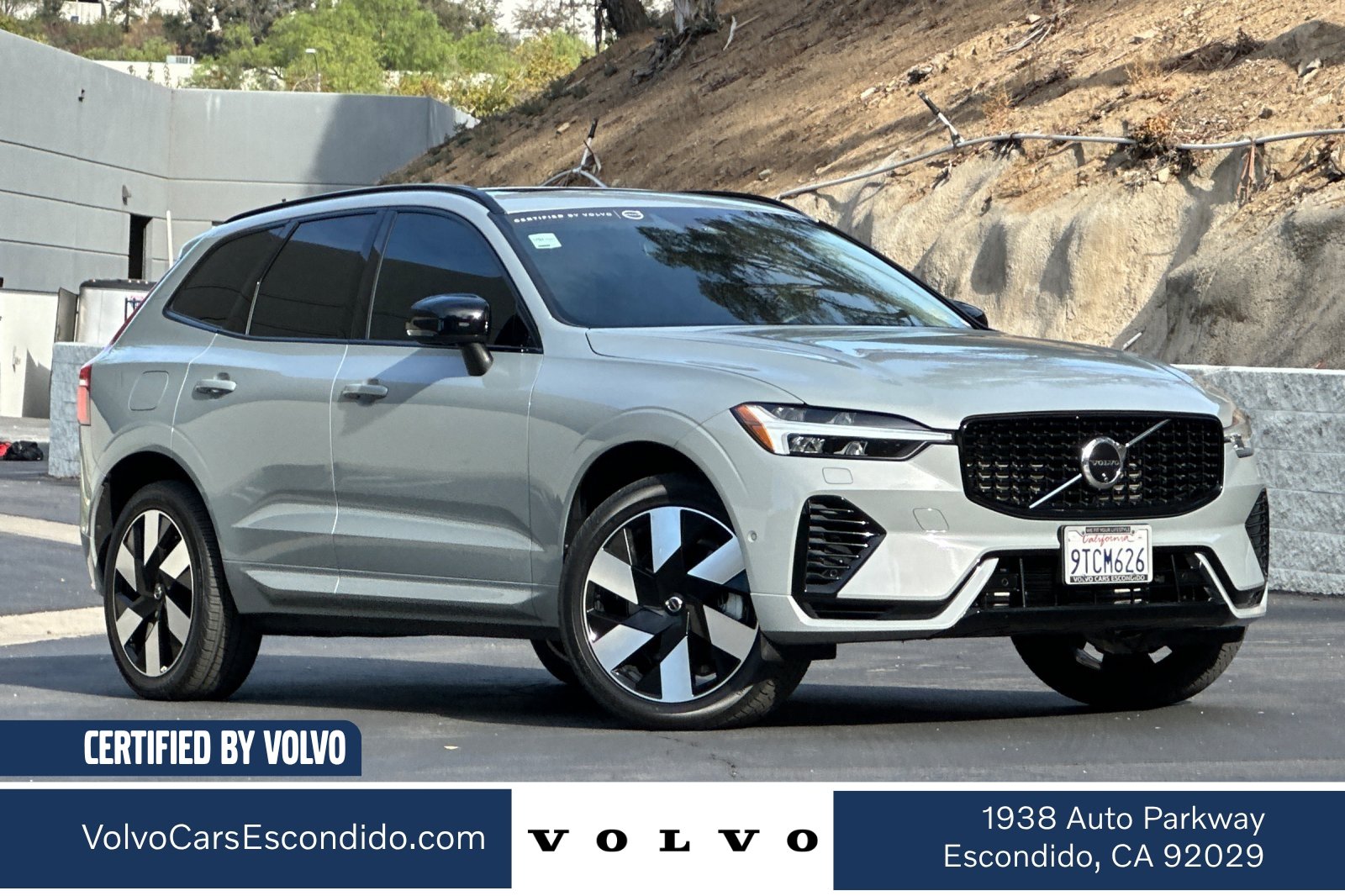 Certified 2025 Volvo XC60 T8 Plus w/ Protection Package Premier AWD/4WD image 1