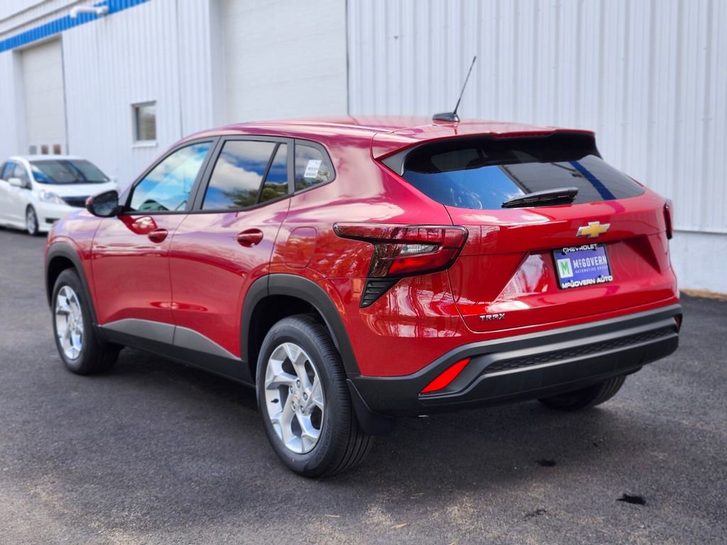 New 2026 Chevrolet Trax LS w/ LS Convenience Package image 3