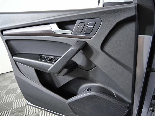 Used 2022 Audi Q5 2.0T Premium w/ Convenience Package image 25