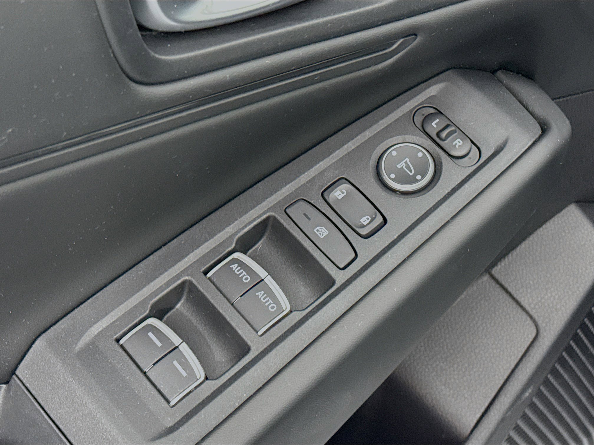 Certified 2023 Honda Accord EX image 17
